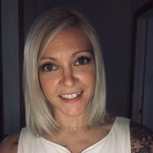 Meet your Posher, Caroline